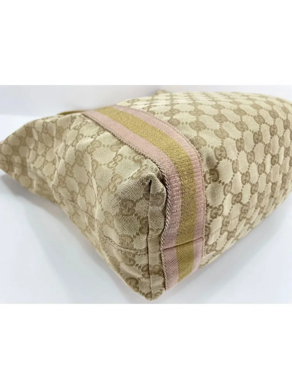Gucci Tote Gold